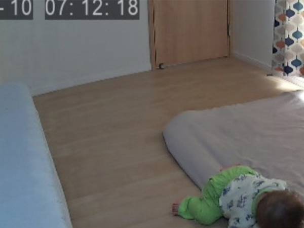 癒される人続出　１５万『いいね』を集めた０歳児の写真に「幸せな瞬間」