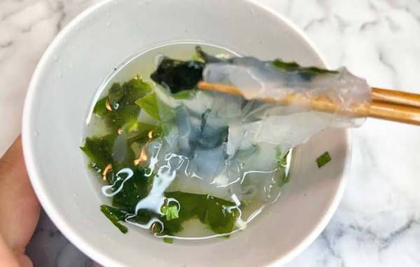 細くカットして…？　できた一品に「店行かなくていい」