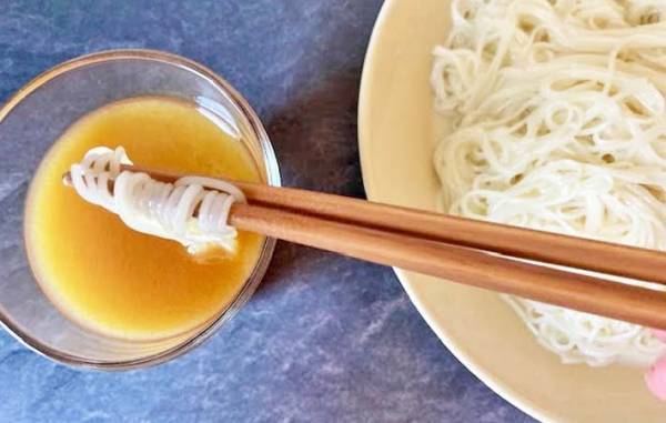 「水は使いません！」　まさかの割り方に「飽きたらコレだ」