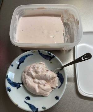 「おいしすぎてぶっ飛ぶ」　フルーチェに牛乳ではなく？