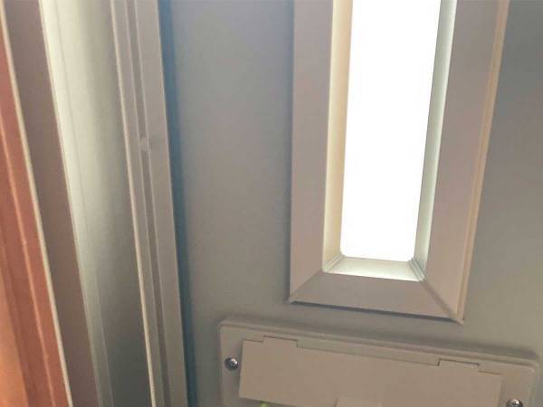 玄関の郵便受けに差さっていた『ご近所付き合い』の印　まさかの光景に爆笑