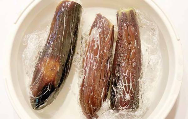 ナスをレンチンして…？　試した結果に「夏ずっとやる！」