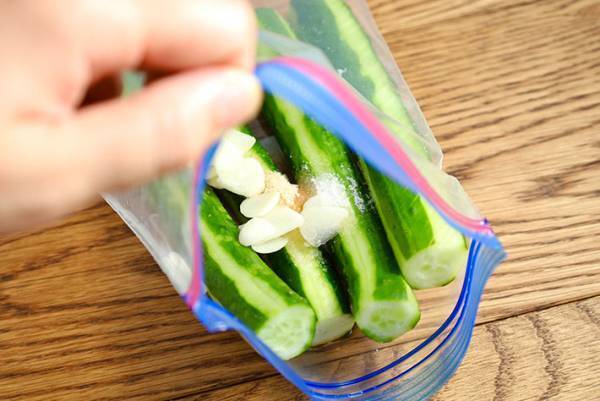 『屋台風キュウリ』の作り方が話題　その作り方に「これは試したい」「やってみよう」