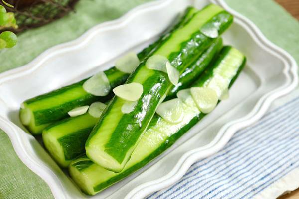 『屋台風キュウリ』の作り方が話題　その作り方に「これは試したい」「やってみよう」