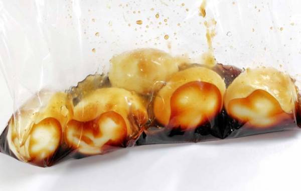 まだめんつゆで浸けてる？　煮卵はアレを使うと…「すごいわ」