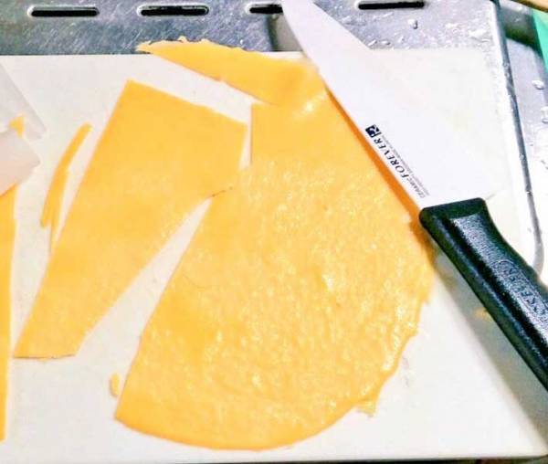 ２６万人が驚愕したオムライスがすごい！　写真に「天才かよ」「すごすぎる」