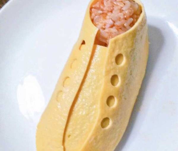 ２６万人が驚愕したオムライスがすごい！　写真に「天才かよ」「すごすぎる」