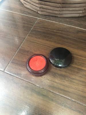 朱肉ケースに２４万『いいね』が集まったわけが？　「今日イチ笑った」「これはツボ」