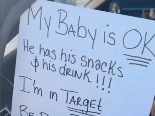 そっちかい…！　『ベビー』を車内に置き去りにした母親に「爆笑した」