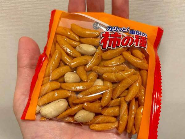 『柿の種』が衣代わりに！　ザクザク食感が「たまらない」