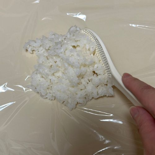 ご飯を冷凍する前に待って！　やるべきひと手間に「楽になった」