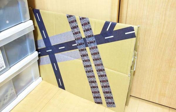 １００均の『マステ』を購入　床に貼ってみると…子供「わぁ！何これ～」