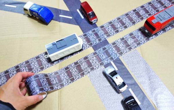 １００均の『マステ』を購入　床に貼ってみると…子供「わぁ！何これ～」