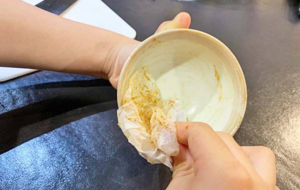 レジ袋の意外な使い道に「破れても捨てない！」「助かった」