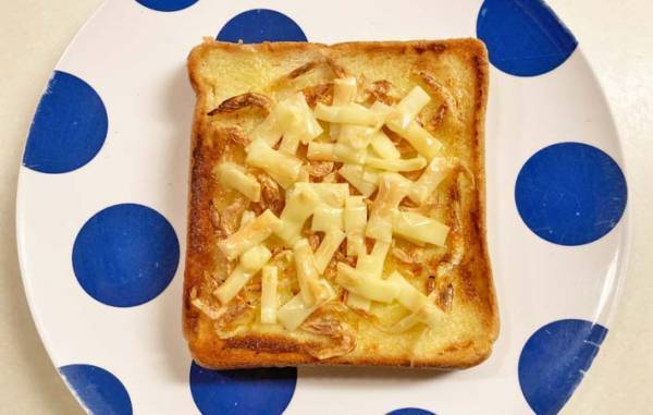 食パンに○○を乗せて？　フジパンのレシピに「ハマる」「サクサク」