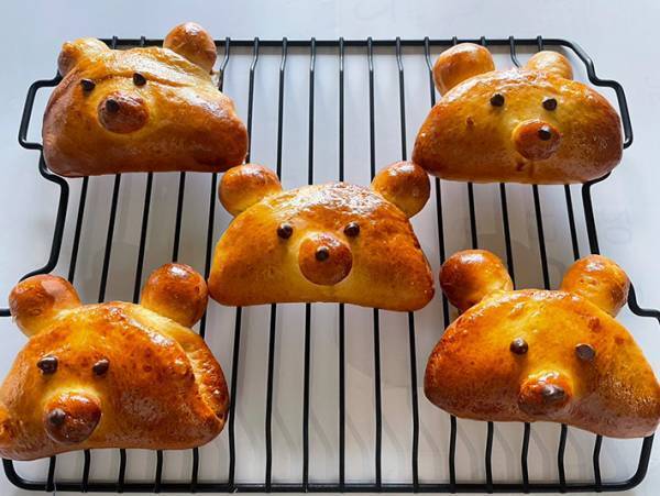 かわいらしいクマのパン、正体に驚き！　「すごい！」「最高です」