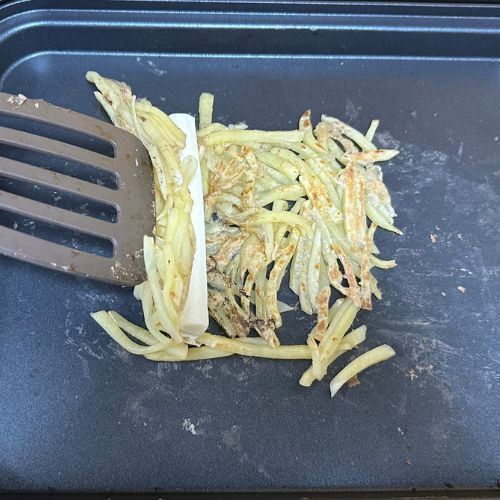 さけちゃうチーズはあえて割かない　発想の転換に「天才かよ」