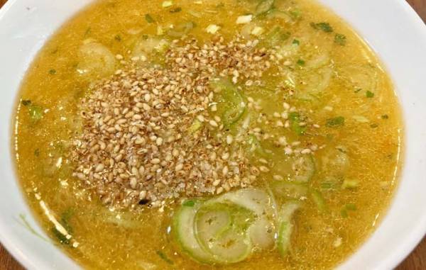 『サッポロ一番』の思わぬ食べ方に「天才か？」「沼りそう」