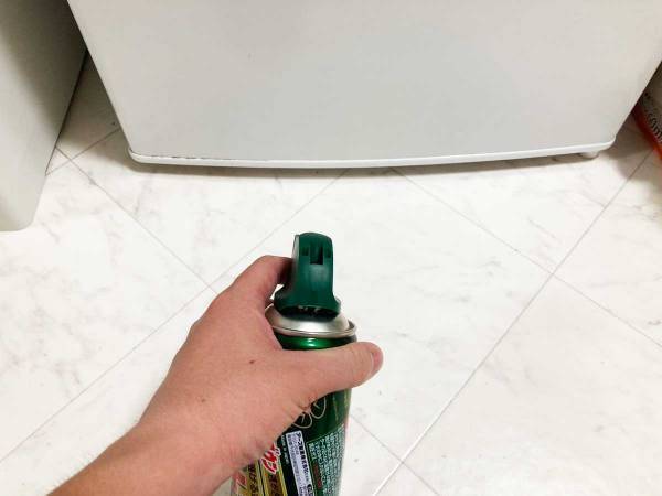 ゴキジェットを過剰に噴射しないで　アース製薬の説明に「怖すぎ」「気を付ける」