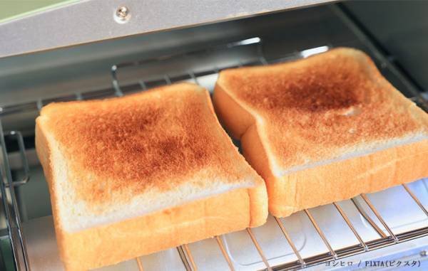 パンを焼く時、アルミホイルは上？下？　山崎製パンのおすすめは…