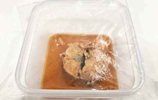 サバ缶にアレを１かけ…？　試した結果に「子供が言葉を失った」