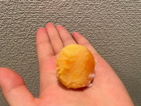 『２歳児が剥いたゆで卵』に１０万いいね！　「きれいに剥けましたね」