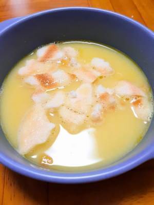 粗く砕いた『ぱりんこ』を？　まさかの食べ方に「うますぎ！」