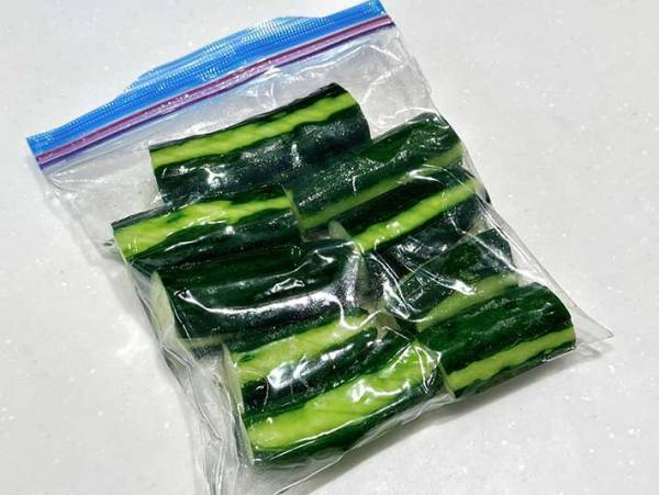 暑い日はこれ！　JA全農が教える、キュウリの一本漬けのレシピに「うまそうー！」