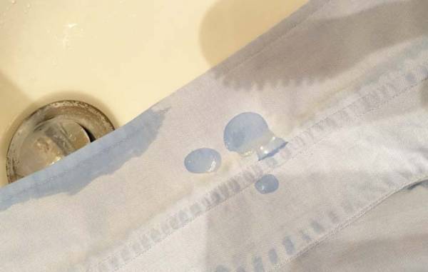 襟袖汚れを撃退！　スリコの洗濯用ブラシが想像以上に良かった