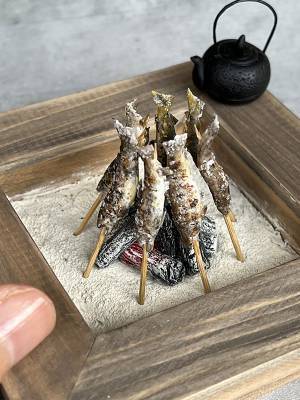 おいしそうなアユの塩焼き、実は？　「すっ転げた」「ウソだろ？」