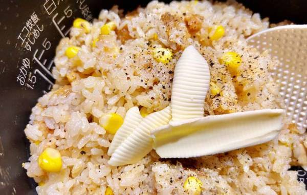 『チキチキボーン』を炊飯器に…？　試したレシピに「家族が大喜び！」