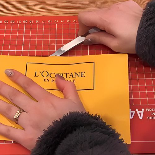 たまりにたまった『紙袋』　思わぬ活用法に「やってよかった」