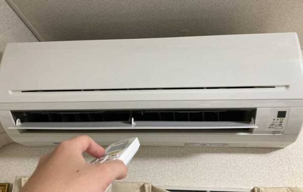 エアコンをつけて換気しちゃダメ？　メーカーの説明に「そうだったのか！」「知らなかった」