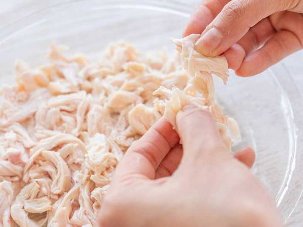 冷やし中華に『アレ』をのせる　レシピに称賛の声！