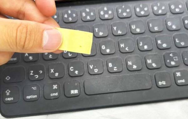 メモだけじゃもったいない！　カインズが教える『付箋の活用法』に「ムダなし」