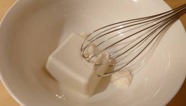 豆腐を潰して冷やしたら…　全く新しい食感に「家族絶賛」「夏に最適」