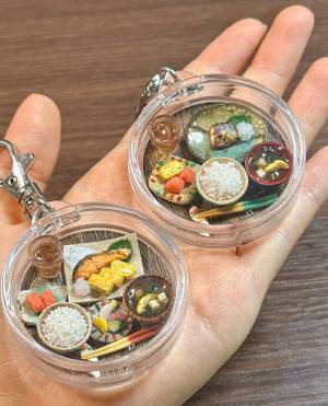 本物の『焼き魚定食』かと思ったら？　その正体に「ずーっと見てしまう」「これは欲しい」