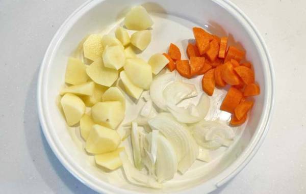 キッコーマンの『レンジで一発！簡単肉じゃが』　味付けに夫がビックリ