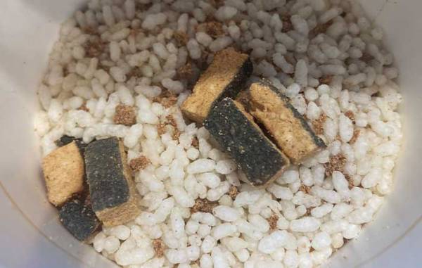 大豆で作った『うなぎ』の実力は？　日清『謎うなぎ丼』を食べてみた