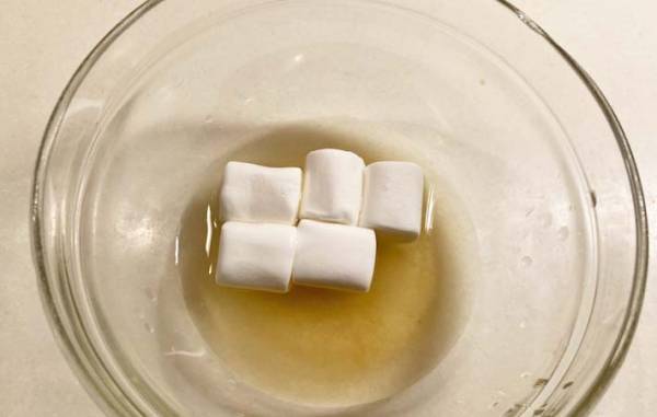 だし汁に溶かしたアレを入れたら…　「しっとりふわふわ」「まさかの組み合わせ」