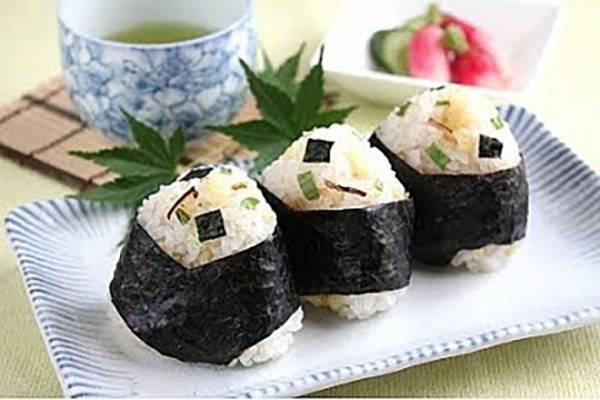 『松茸の味お吸いもの』を入れてみて！　永谷園の発想に目からウロコ