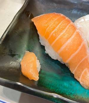 出てきた寿司に「ちっさ」　５貫の寿司を注文したら…？