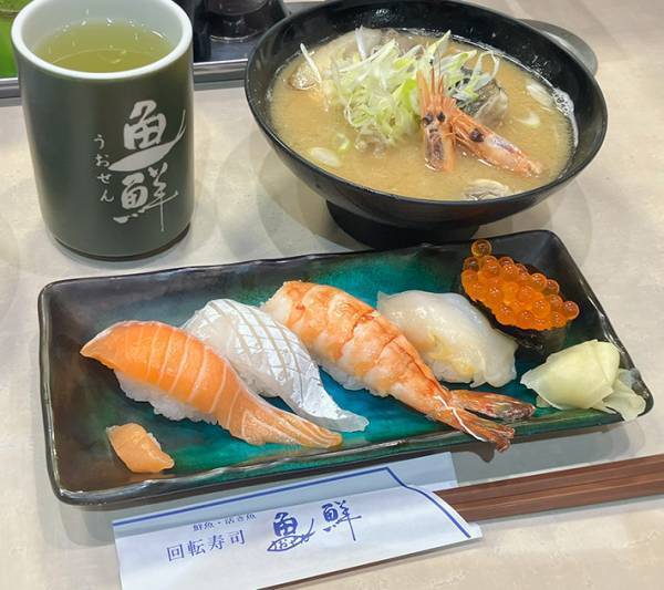 出てきた寿司に「ちっさ」　５貫の寿司を注文したら…？