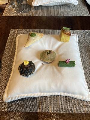 店員「お待たせ致しました」　高級料理店で出てきたものが？「五度見した」「これはビビる」