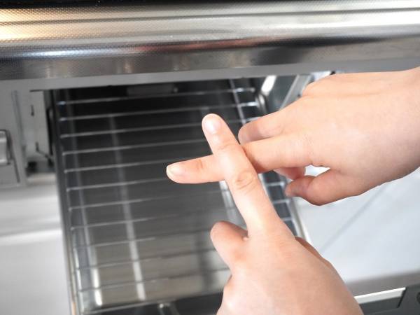 「こんな魚は焼かないで」　メーカーの注意喚起に「もうやめる」