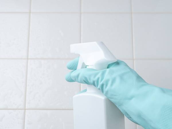 カビキラー、放置時間の正解は？　企業の情報に「参考にします」