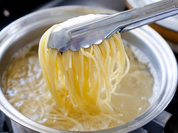 夏こそ試してみて！　節約に効くパスタのゆで方に「頭いい」「手間いらず」