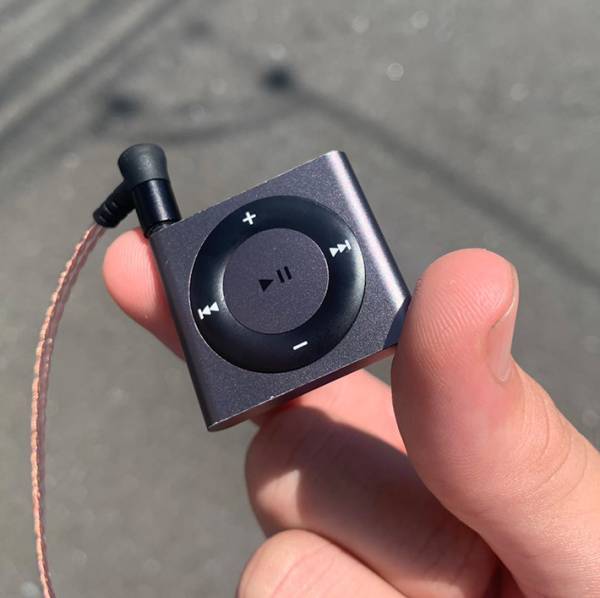 ５００円玉サイズの〇〇に１３万『いいね』　「最強にカッコいい」「洗練されている」