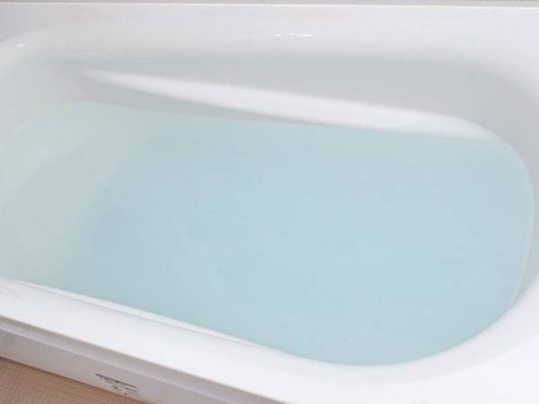 入浴剤入りの残り湯で洗濯できる？　バスクリンの解説に「覚えておくべき」