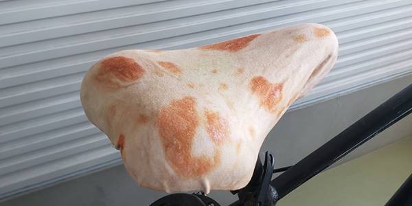 ナンの形をしたコレ、実は…　その正体に、５万人が二度見した？